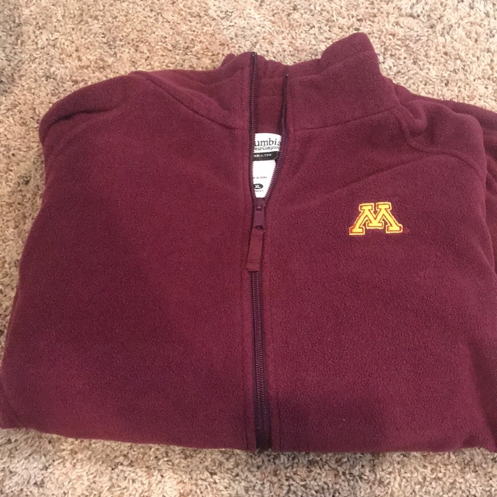 U of M women’s Columbia Fleece